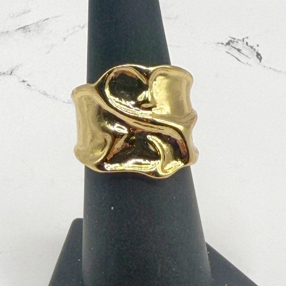 Goldโ Tone Abstract Sculptural Statement Ring Size 6.5 Modern Art Style